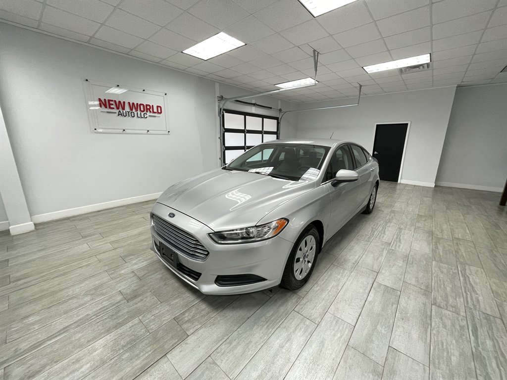 2013 Ford Fusion S