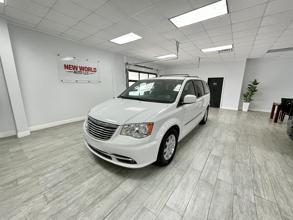 2015 Chrysler Town & Country Touring