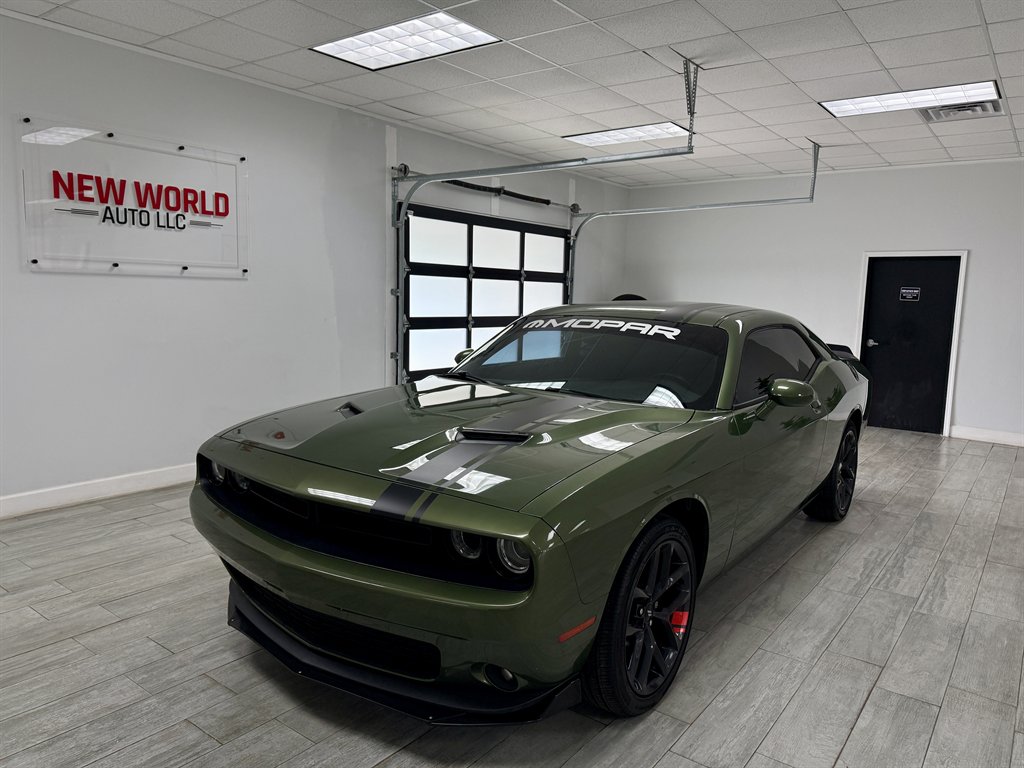 2019 Dodge Challenger SXT