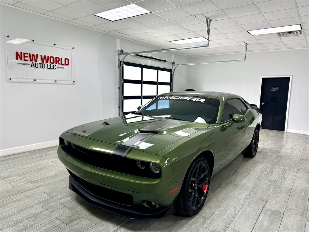 2019 Dodge Challenger SXT