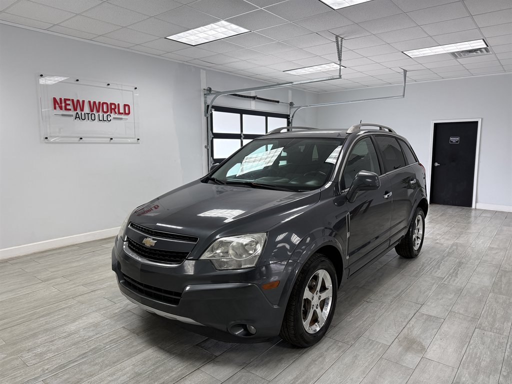 2013 Chevrolet Captiva Sport FWD LT's photo