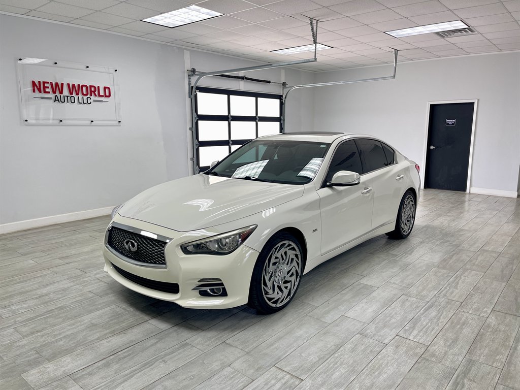 2017 INFINITI Q50 2.0t AWD's photo