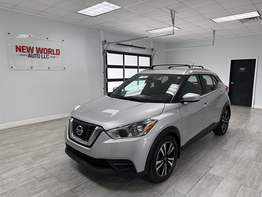 2019 Nissan Kicks 1.6 SV's photo