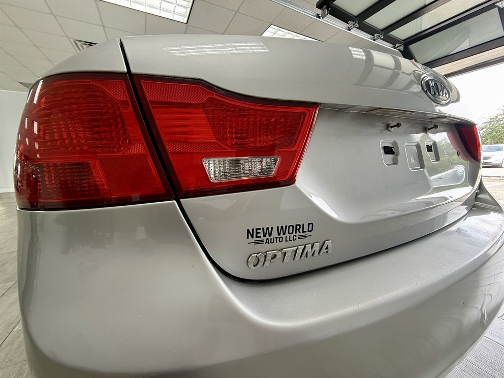 2009 Kia Optima LX - Photo 17