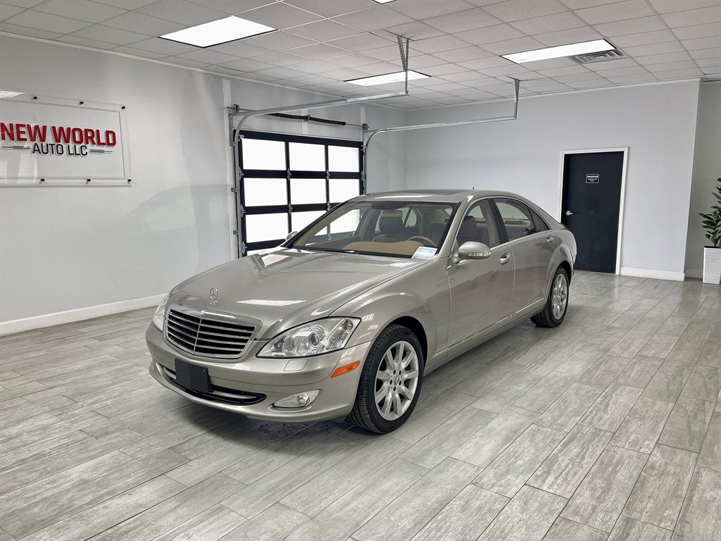 2007 Mercedes-Benz S-Class S550's photo