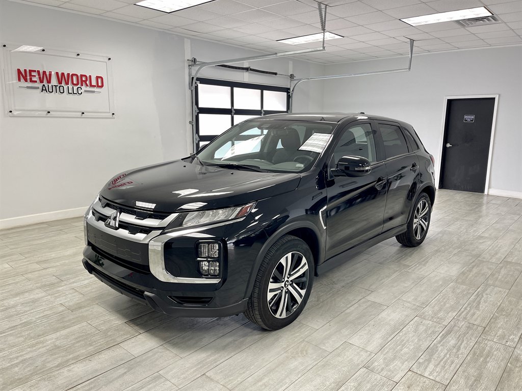 2025 Mitsubishi Outlander Sport 2.0 SE AWC CVT's photo