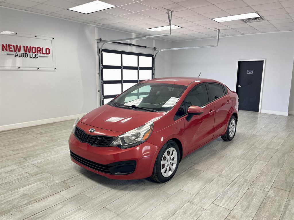 2013 Kia Rio's photo