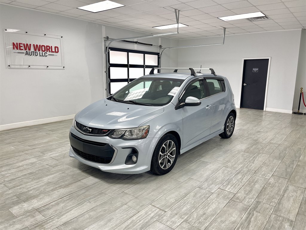 2018 Chevrolet Sonic 5dr LT RS Automatic's photo