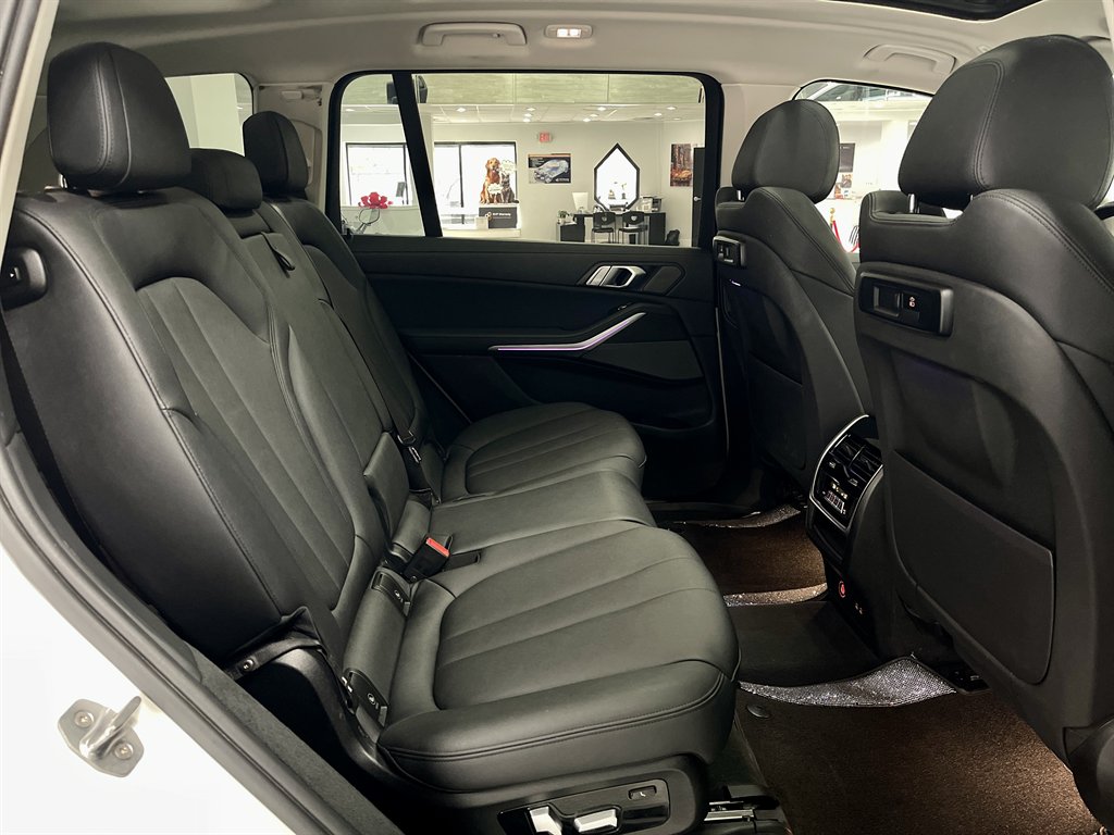2020 BMW X7 40i - Photo 22