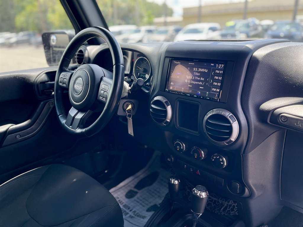 2015 Jeep Wrangler Sport - Photo 18