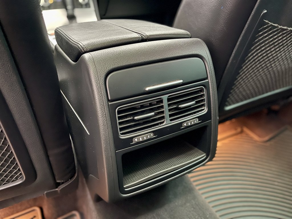 2017 Volkswagen Touareg Wolfsburg Edition - Photo 17