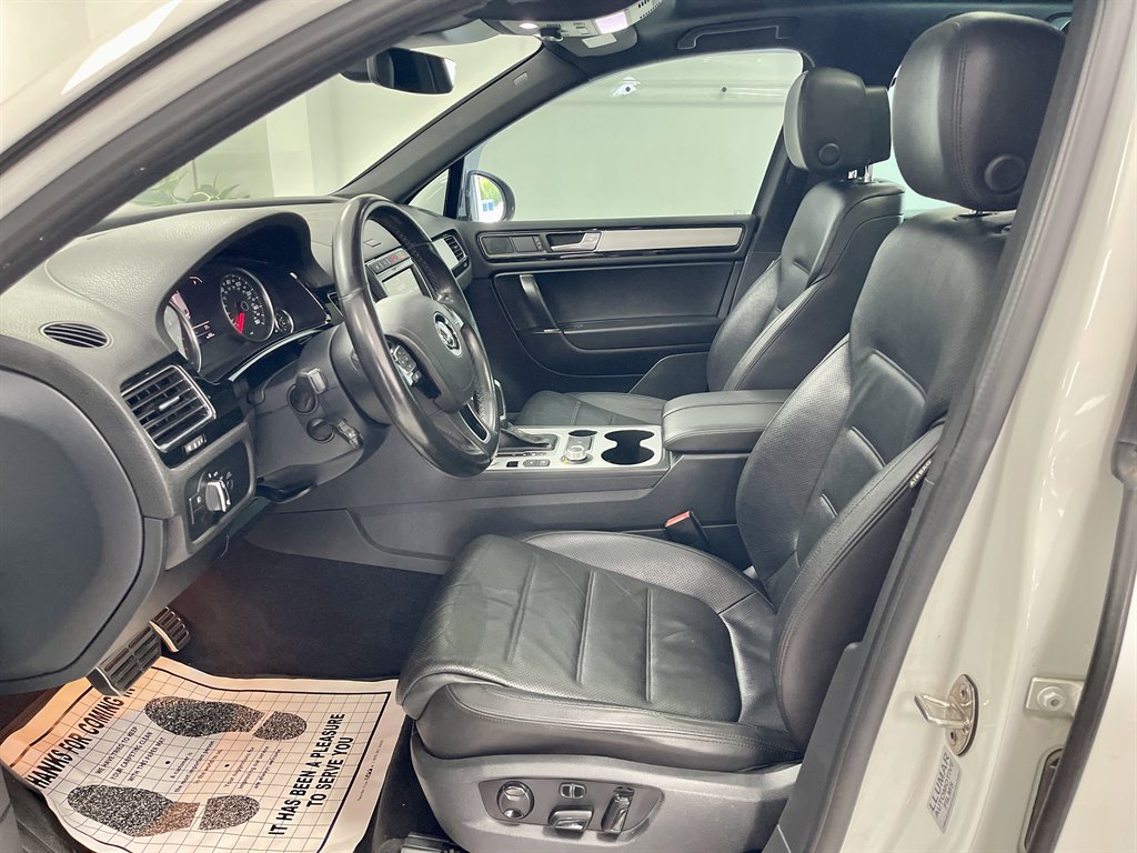 2017 Volkswagen Touareg Wolfsburg Edition - Photo 9