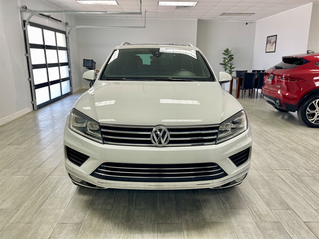 2017 Volkswagen Touareg Wolfsburg Edition - Photo 8