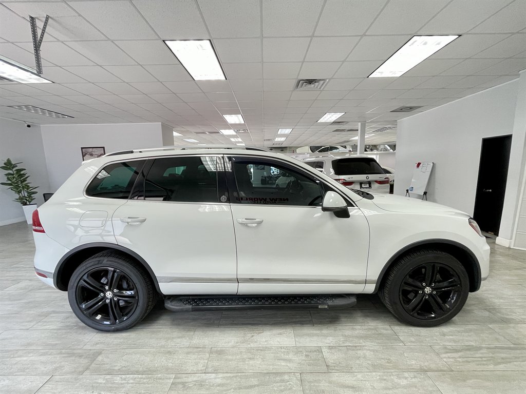 2017 Volkswagen Touareg Wolfsburg Edition - Photo 6