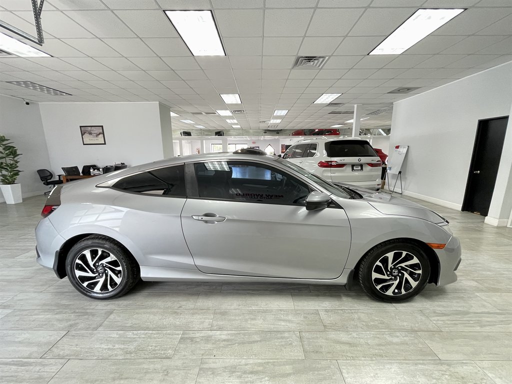 2018 Honda Civic LX-P - Photo 6